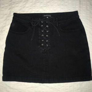 BLACK LACE UP SKIRT NWOT